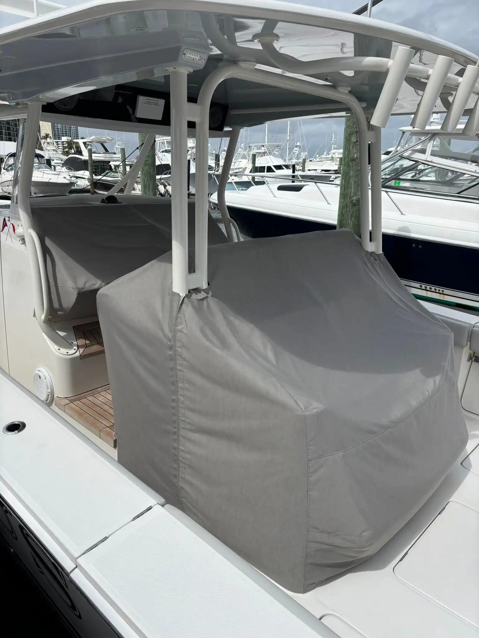 Canvas Covers & Shades (53)